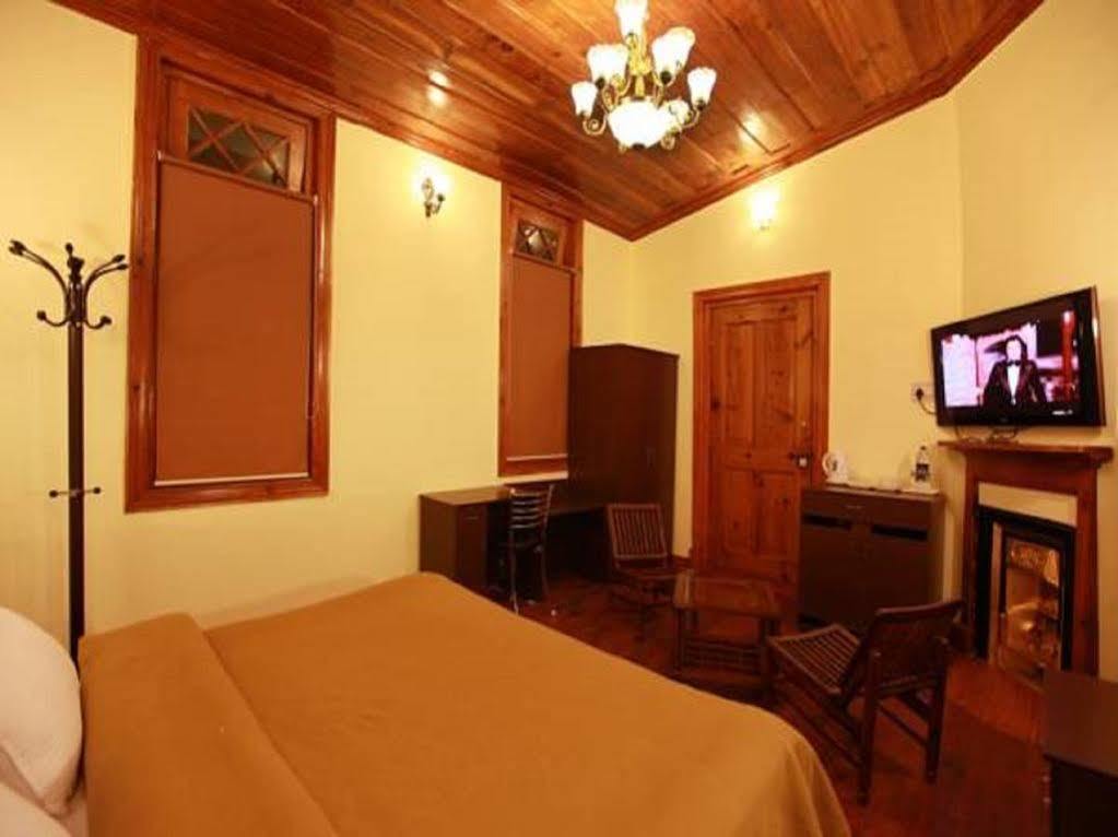 Torrentium Lodge Шімла Екстер'єр фото
