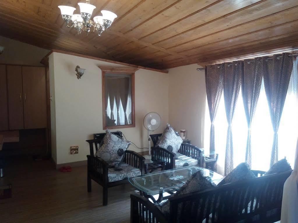 Torrentium Lodge Шімла Екстер'єр фото